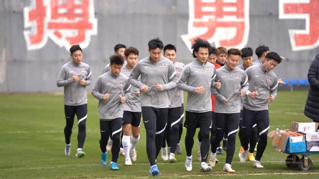 柏欣彤广场舞无删减版